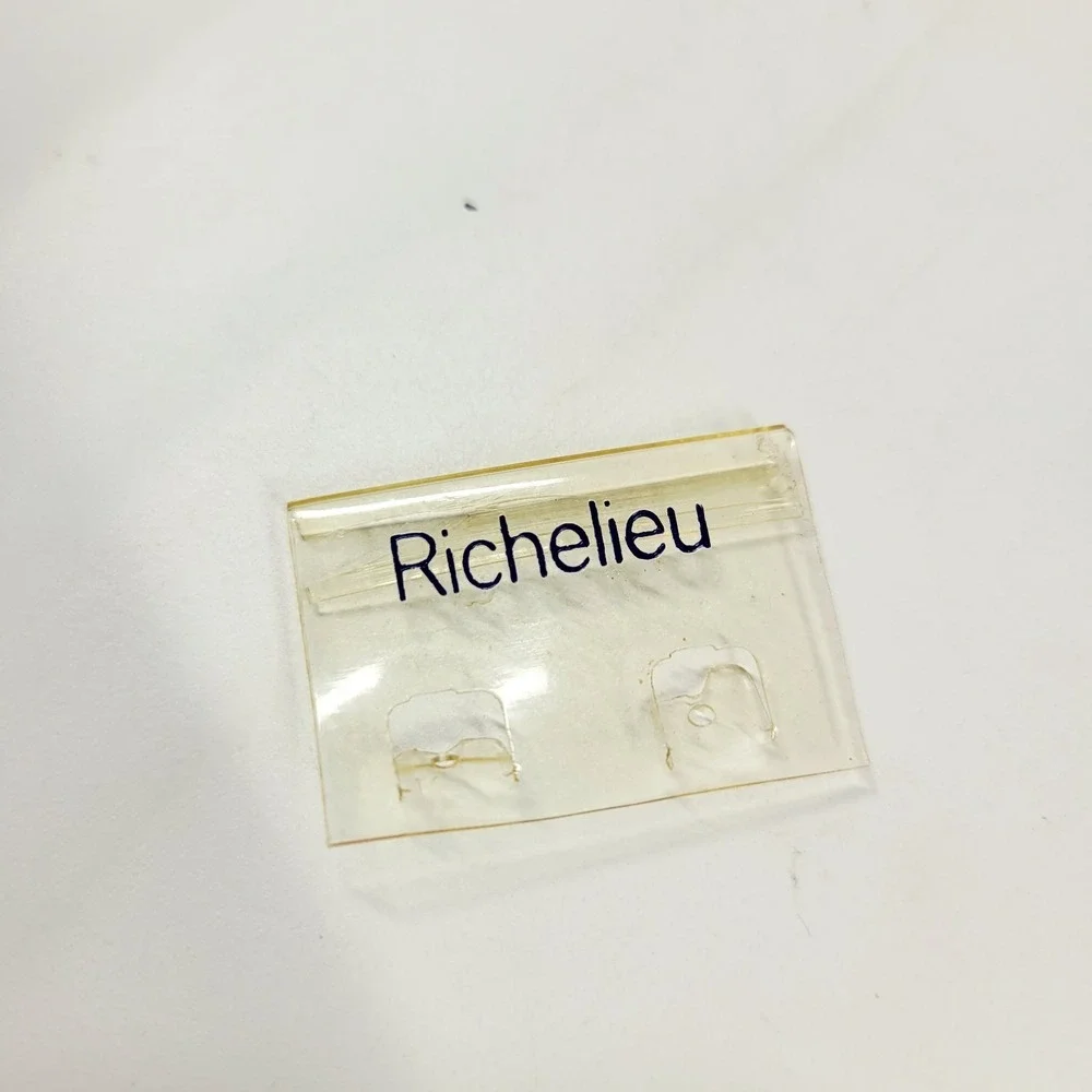 Richelieu Stardust Red Enamel Faux Pearl Button Earrings‎ Clip On Orig Tags